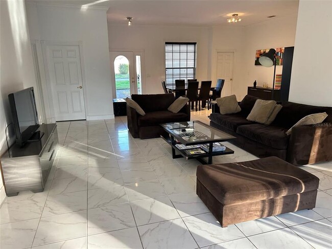 Building Photo - 12447 Lake Denise Blvd