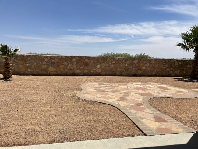 Building Photo - 12960 Cozy Cove Ave