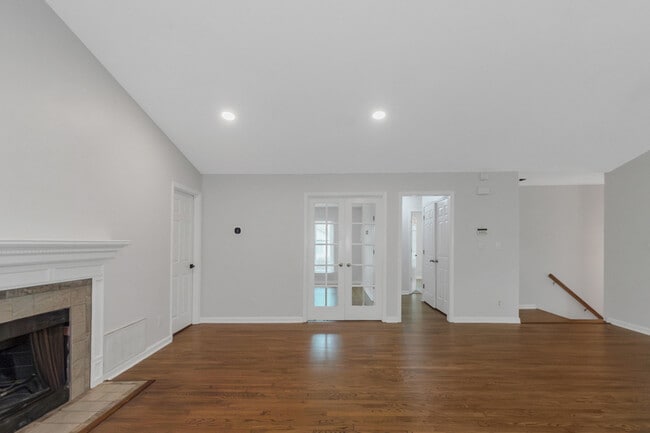 Building Photo - 508 Garden Ct
