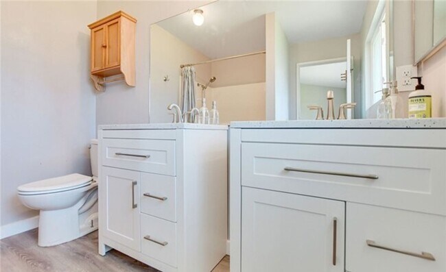 Building Photo - Spacious Wildomar Single-Story Home-Just in Time for Summer!