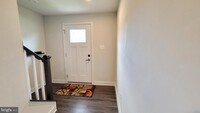 Building Photo - 8663 Shady Pines Dr