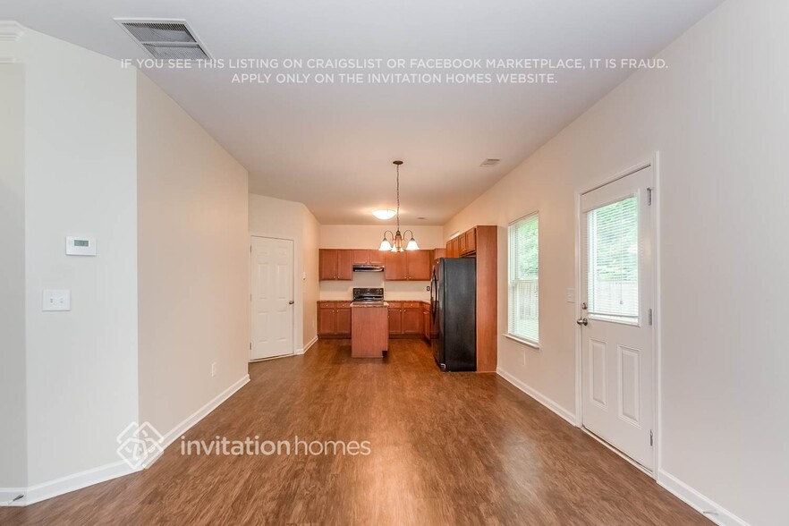 Building Photo - 4071 Oak Field Dr