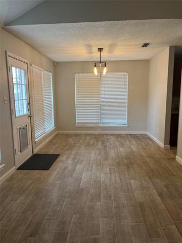 Building Photo - 1062 Colony St