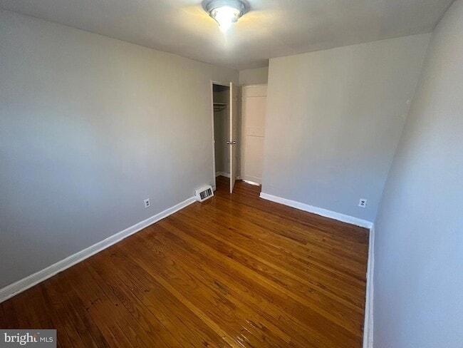 Building Photo - 2113 Church Ln