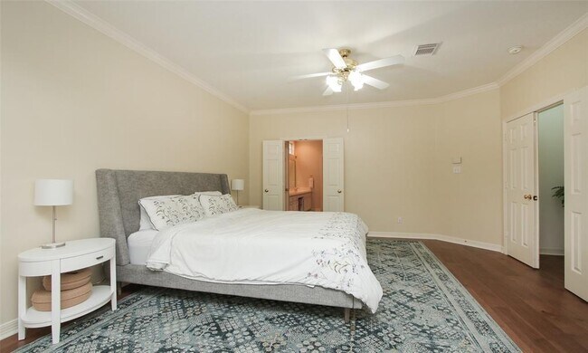 Building Photo - 12123 Mill Stream Way