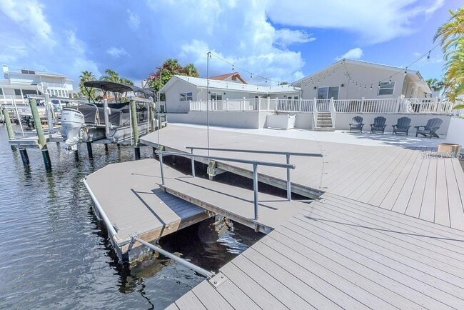 Building Photo - 5021 Porpoise Pl