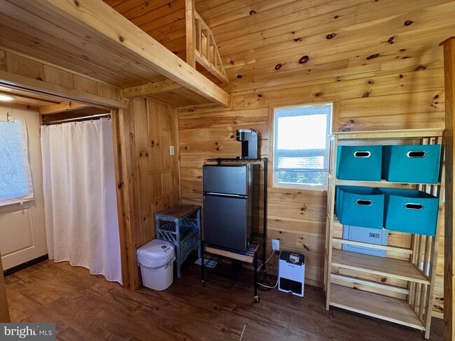 Building Photo - 12 W Loudoun St