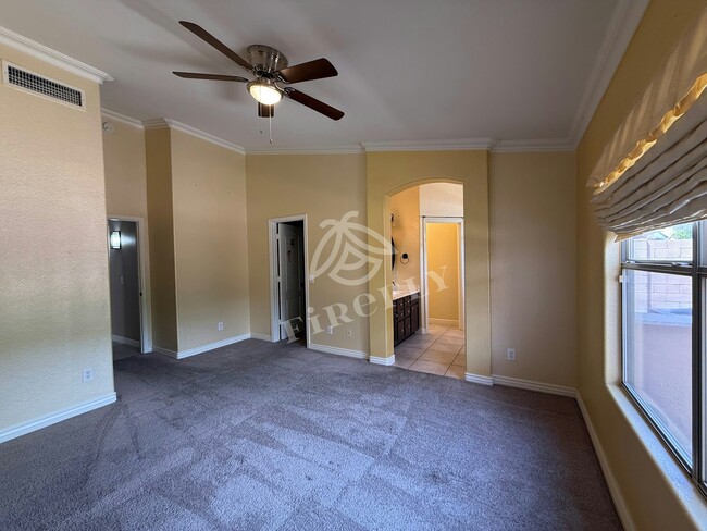 Building Photo - 7924 E Onza Ave