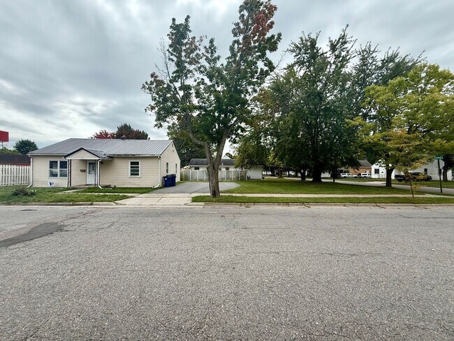 Building Photo - 3 Bed 1 Bath Single Family Home in Wausau