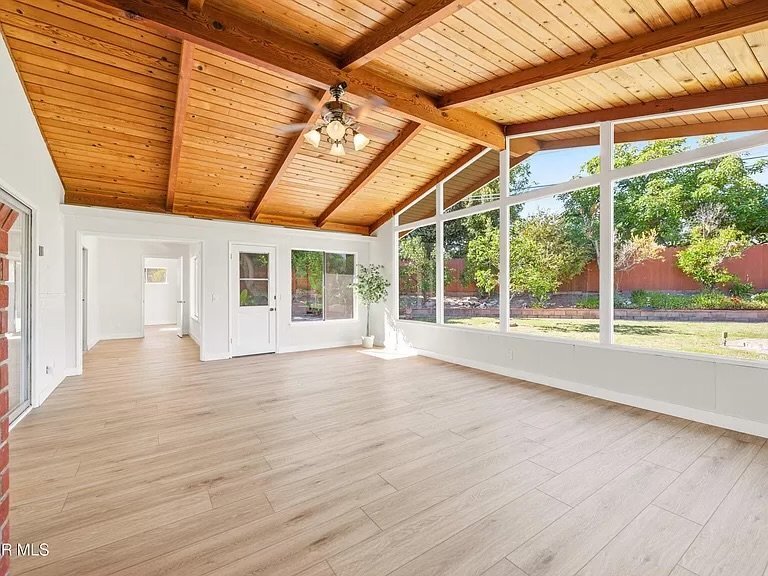 Building Photo - 1492 Mandalay Ct