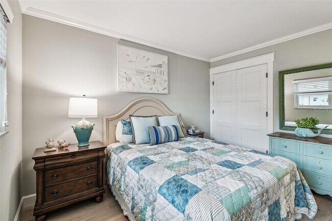 Building Photo - 8 Glencoe Pl