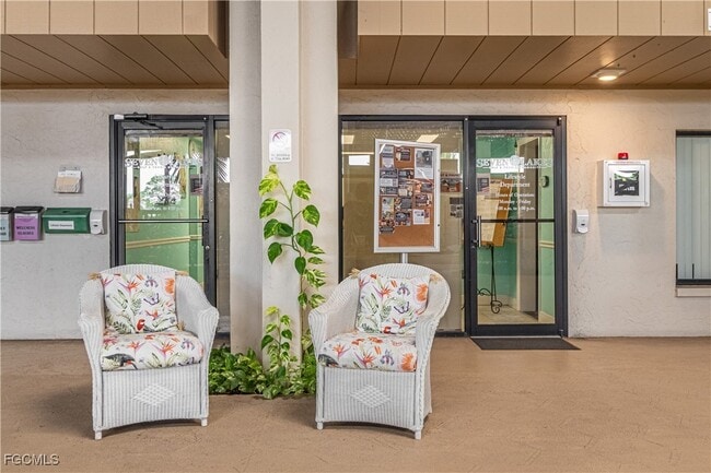 Building Photo - 1724 Pine Valley Dr