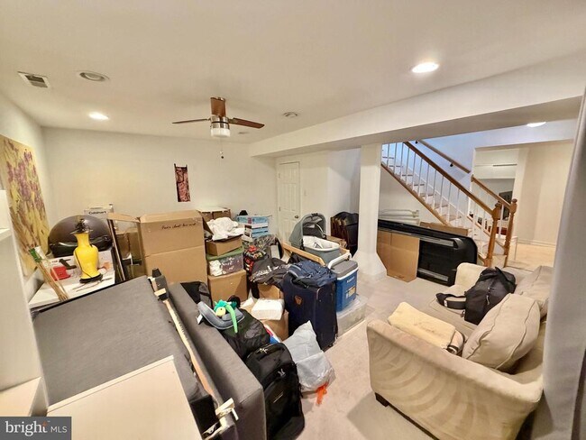 Building Photo - 7538 Morningside Dr NW