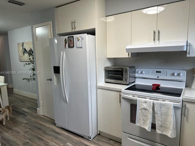 Building Photo - 3309 Water Oak Dr