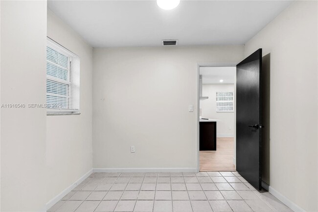 Building Photo - 1253 NW 44th St