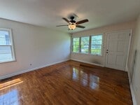 Building Photo - 808 W 32nd St