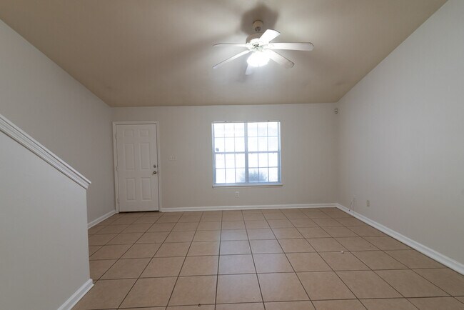 Building Photo - 2342-2348 Hartsfield Way - 2344