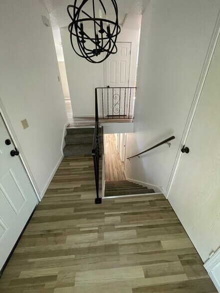 Entryway - 1922 87th Avenue Ct W