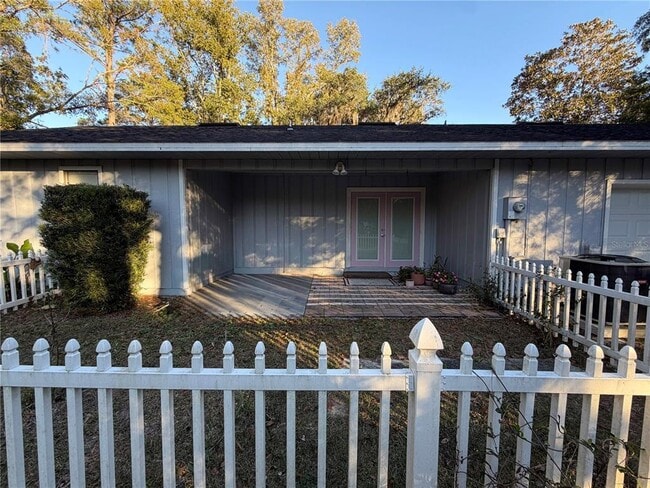 Building Photo - 6242 NW 105th Ave