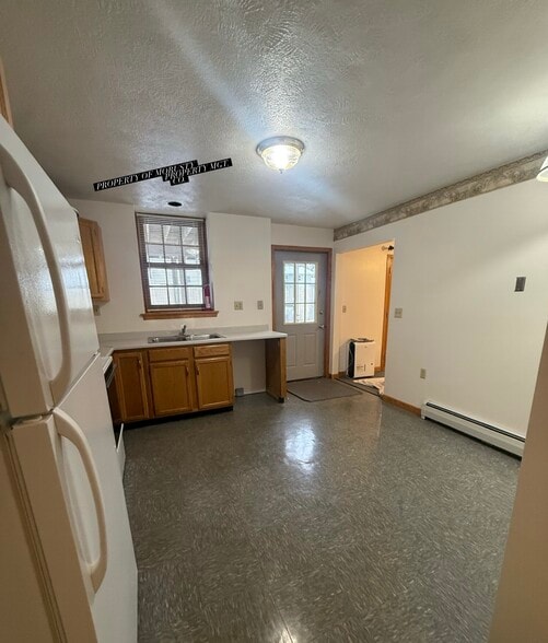 Building Photo - 26B Rochester St