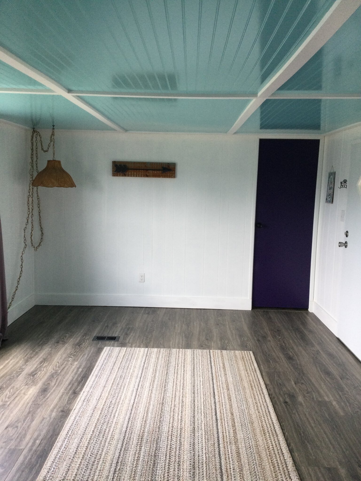 Building Photo - 15 Albees