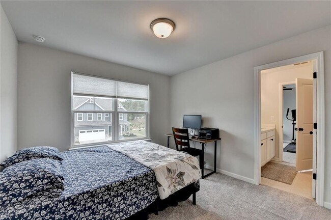 Building Photo - 4665 Shipley Ave