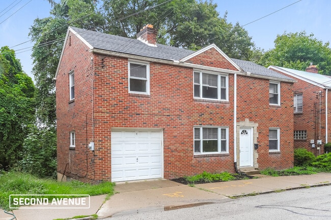 Building Photo - 106 Watson Blvd