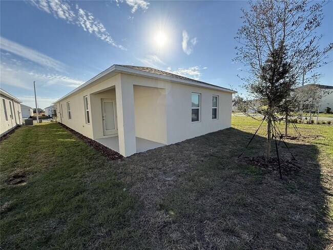 Building Photo - 1511 Ellesmere Ave