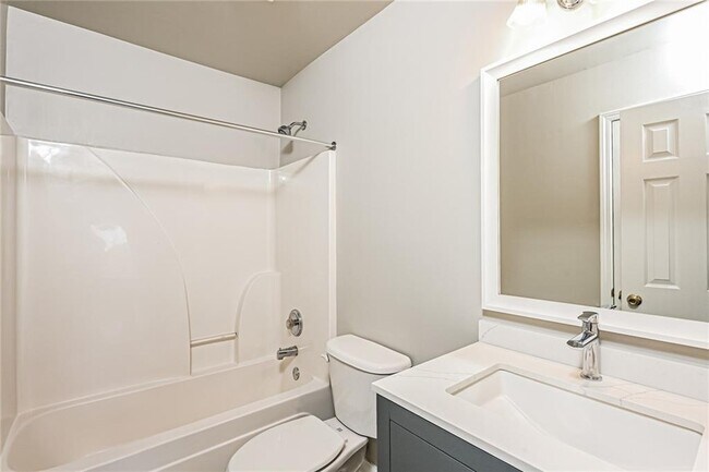 Building Photo - 3013 Grace Ct
