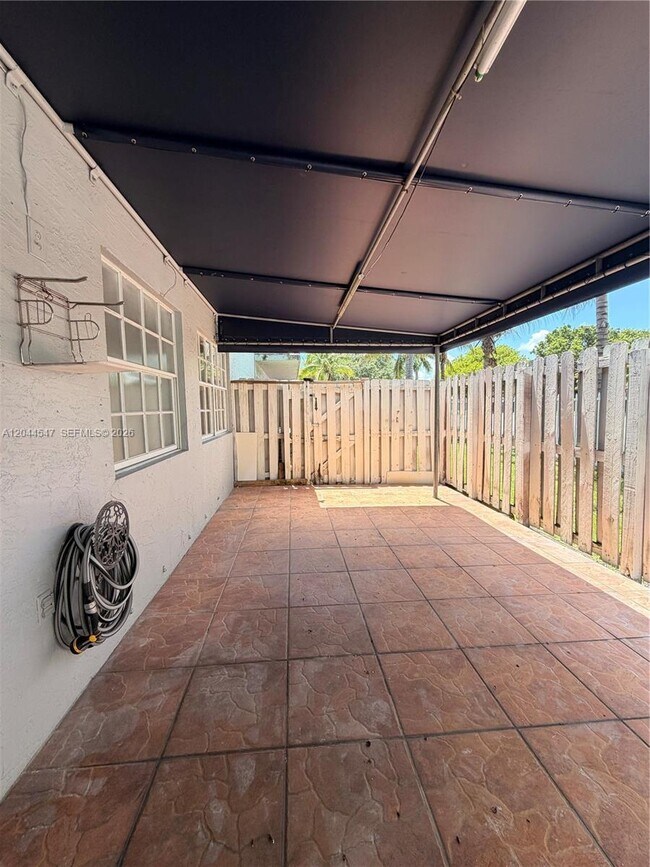Building Photo - 7000 NW 173rd Dr