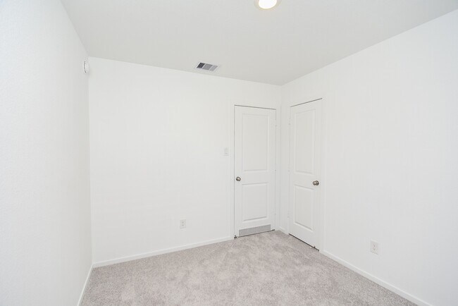 Building Photo - 21430 Carosella Dr
