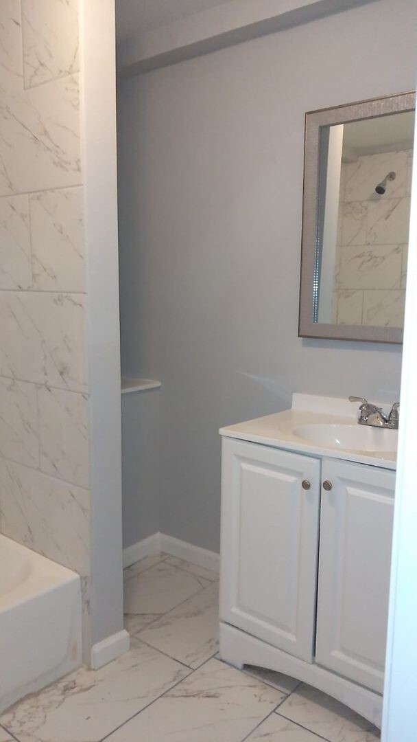 Building Photo - 1409 9th St