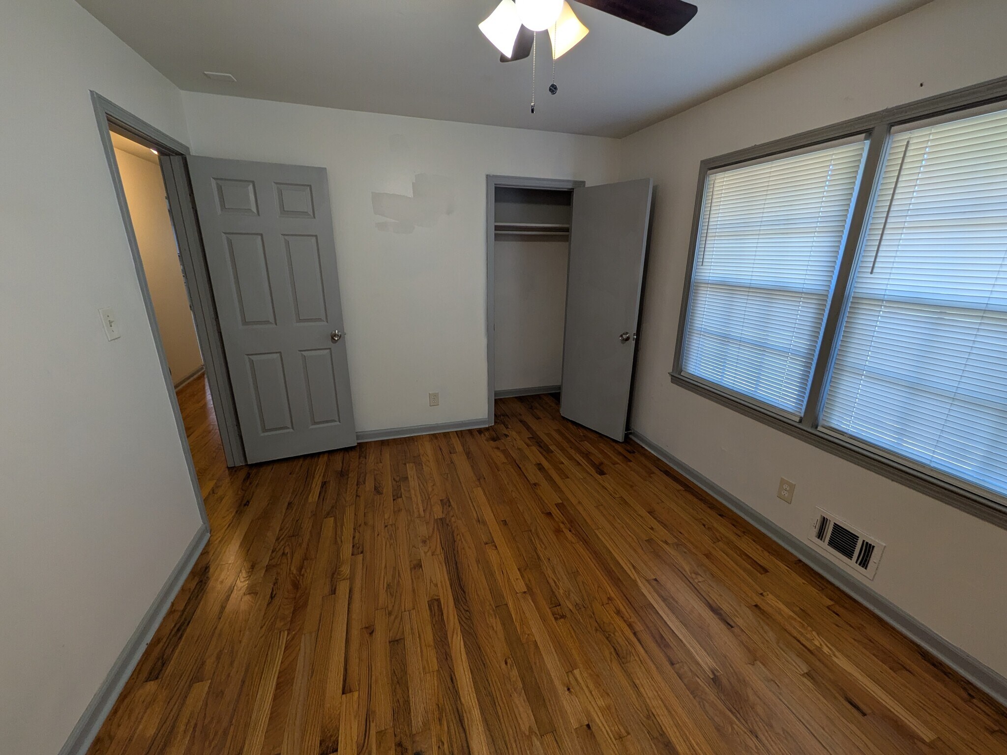 Bedroom 2 - 6082 Walker Rd