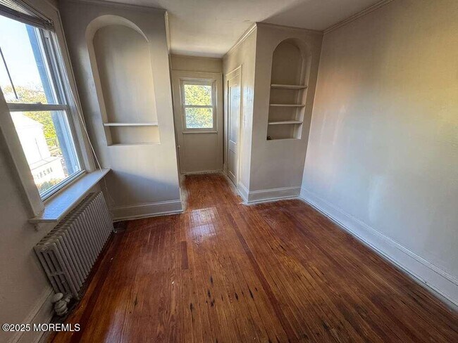 Building Photo - 110 Rector St