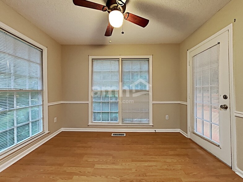 Building Photo - 5333 Muirwood Pl