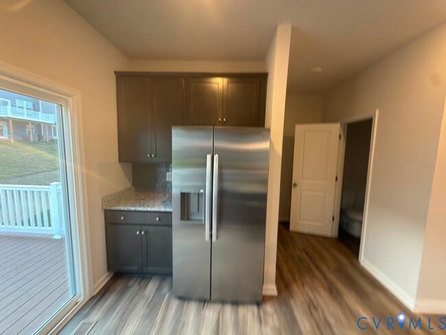 Building Photo - 8760 Whitman Dr