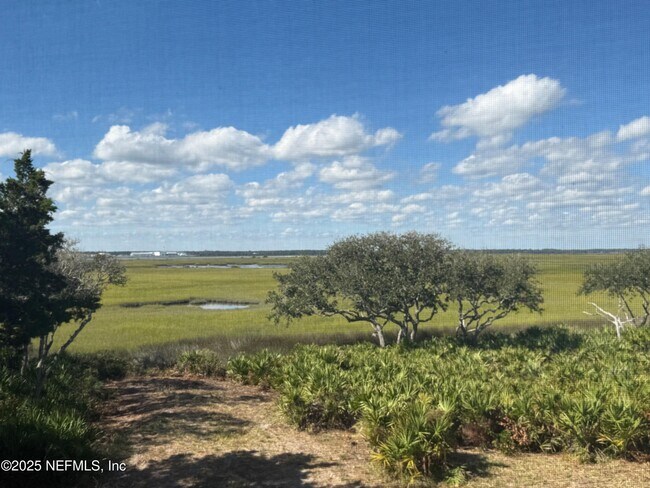 Building Photo - 315 S Ocean Grande Dr