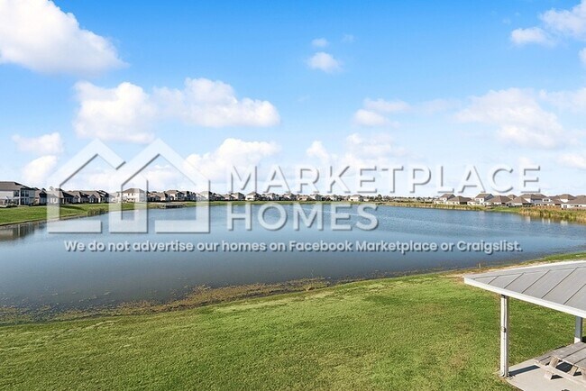 Building Photo - 129 Oak Landing Ln