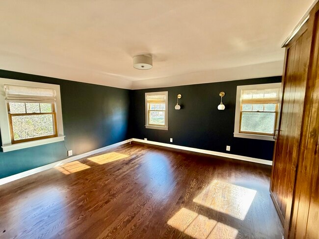 Building Photo - 4700 Teonia Woods Dr