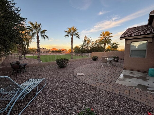 Building Photo - 776 W Fairlane Ct