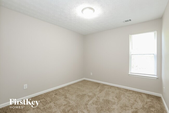 Building Photo - 7008 Setters Way