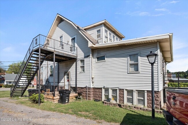 Building Photo - 4925 Southside Dr