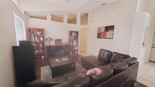 Building Photo - 2308 Lily Pad Ln