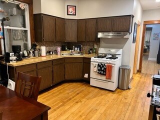 Building Photo - 3719 S Damen Ave