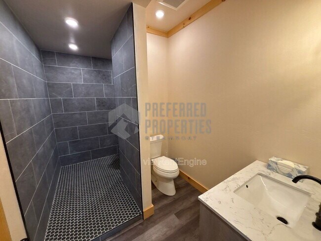 Building Photo - 33181 Wenatchi Trail