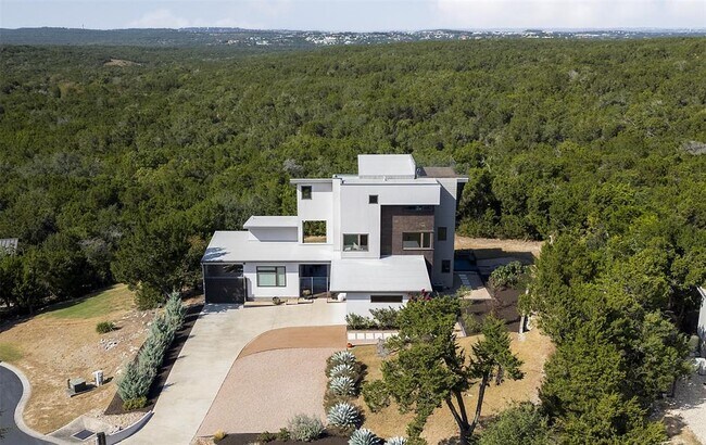 Building Photo - 10800 Superview Dr