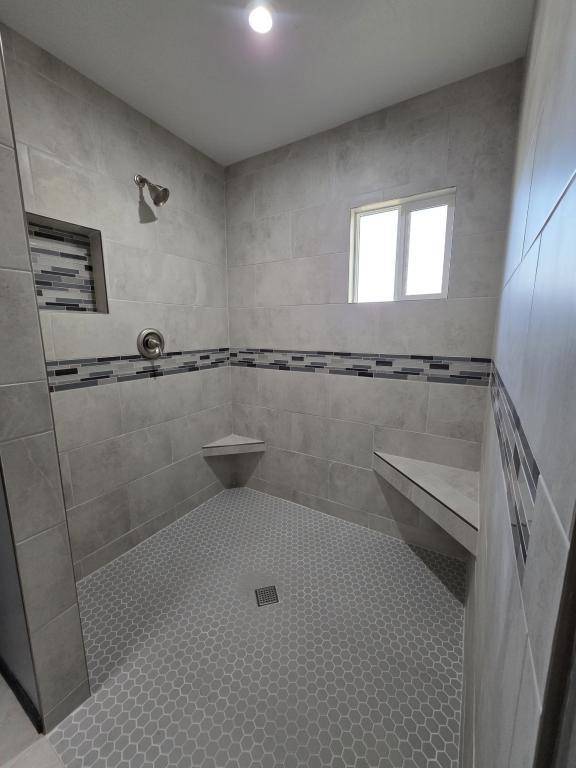 Building Photo - 987 Shadow Crest Cir