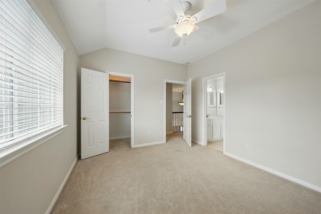 Building Photo - 4027 Austin Meadow Dr