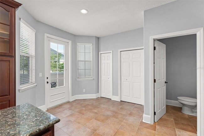 Building Photo - 1563 Common Way Rd