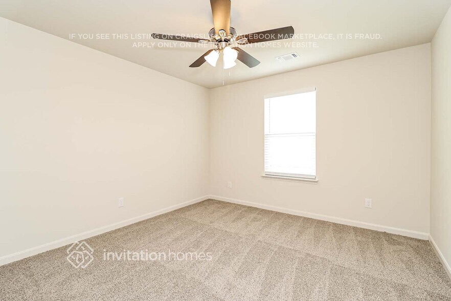 Building Photo - 10001 Pilot Pl